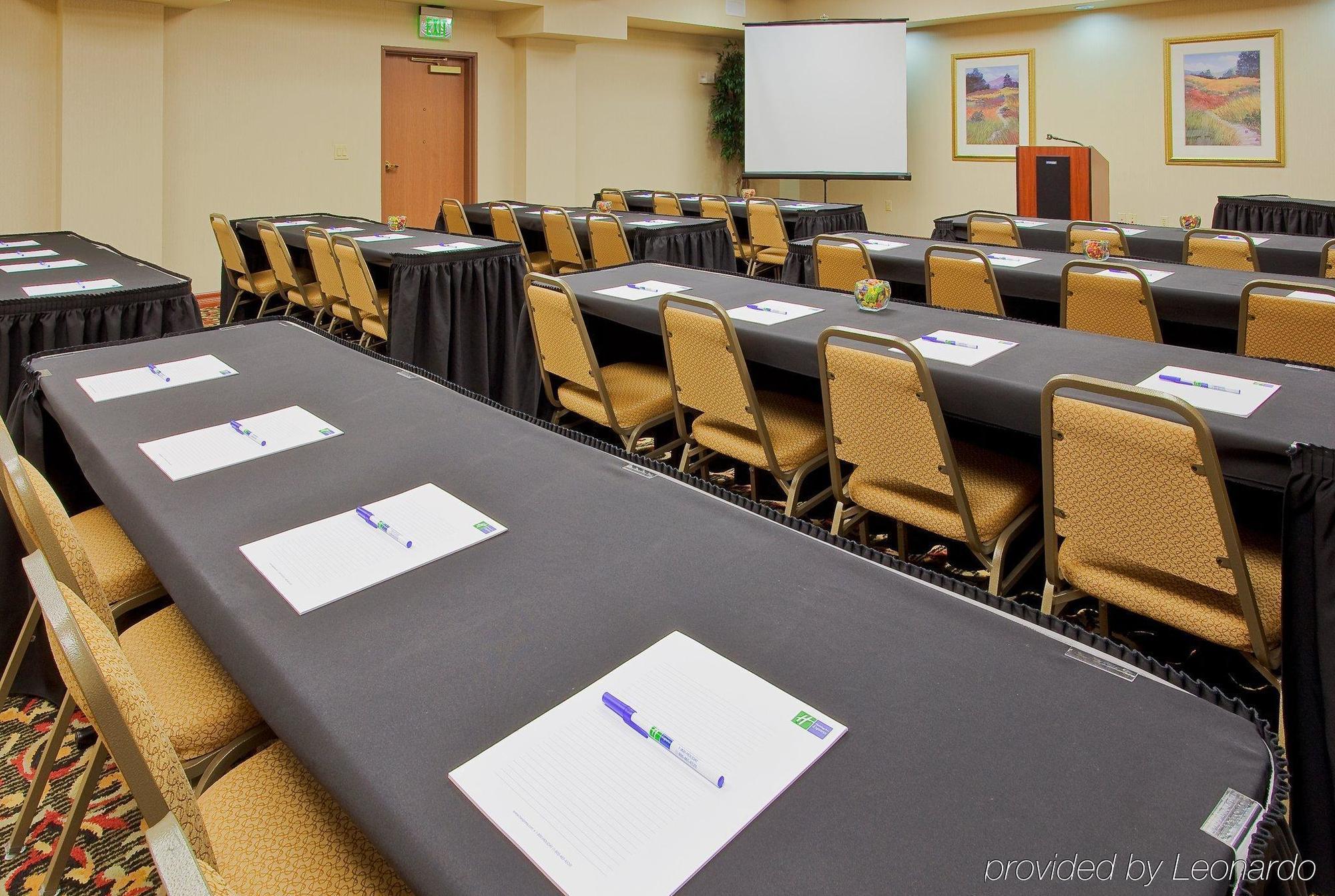 Holiday Inn Express & Suites Fort Worth - Fossil Creek By Ihg Tiện nghi bức ảnh